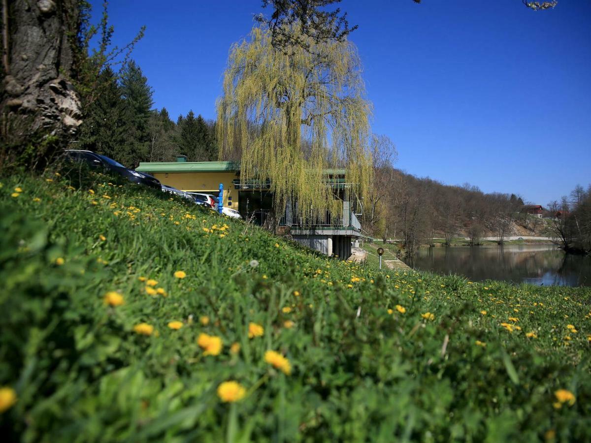 Motel Dobra Duga Resa Exterior photo